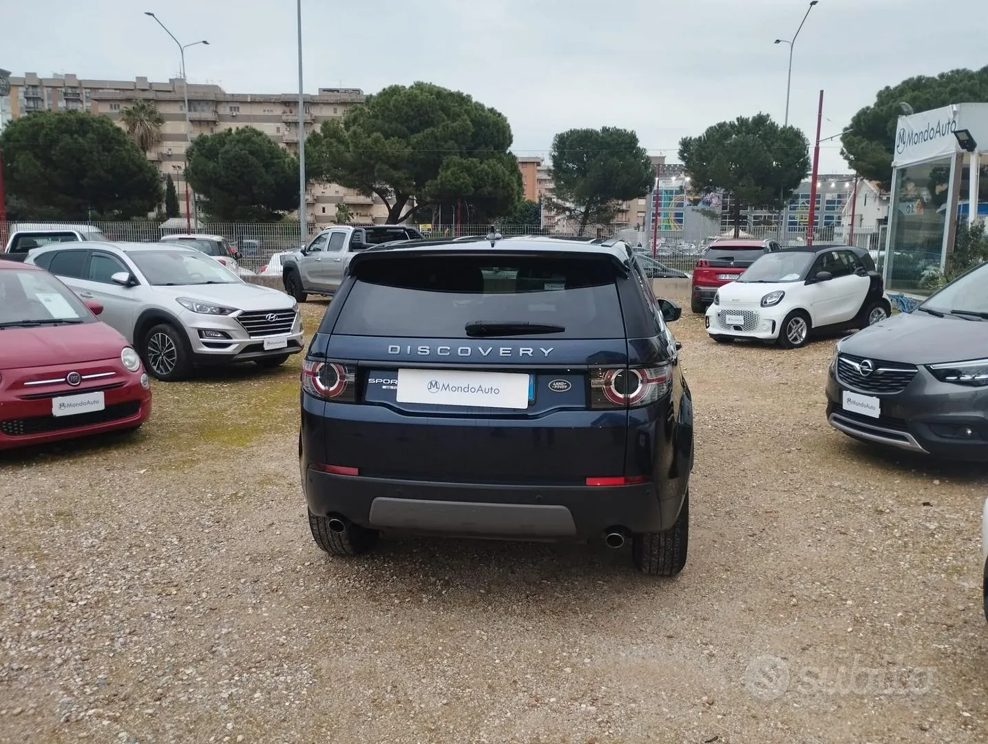 Land Rover Discovery Sport 2016 photo 4