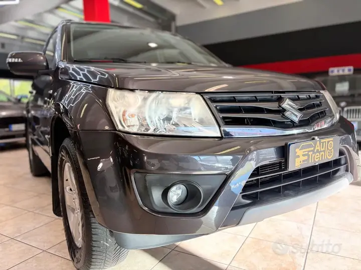 Suzuki Grand Vitara 2012 photo 3