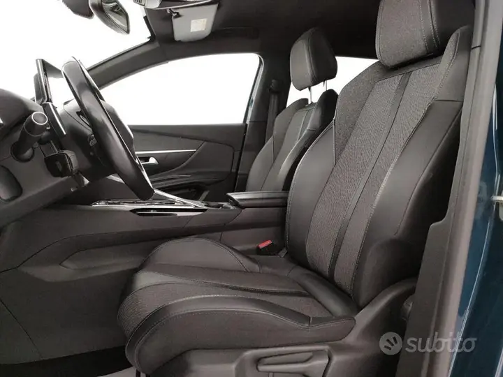 Peugeot 3008 2023 photo 5