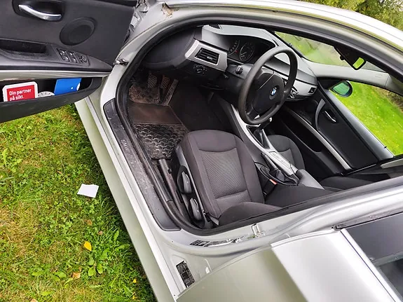 BMW 325I 2006 photo 2