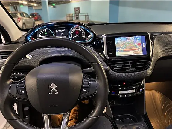 Peugeot 2008 2017 photo 5