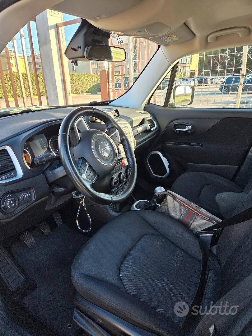 Jeep Renegade 2017 photo 4