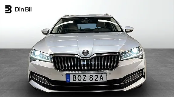 Skoda Superb 2023 photo 4