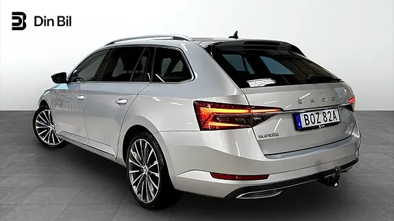 Skoda Superb 2023 photo 3