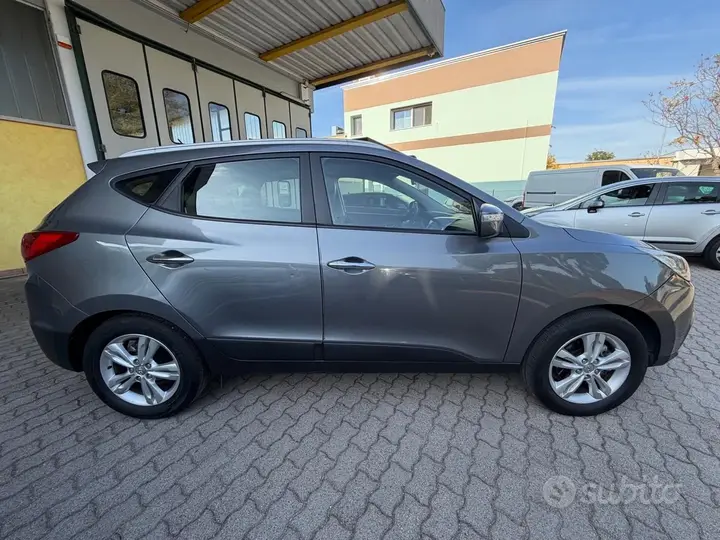 Hyundai Ix35 2012 photo 4