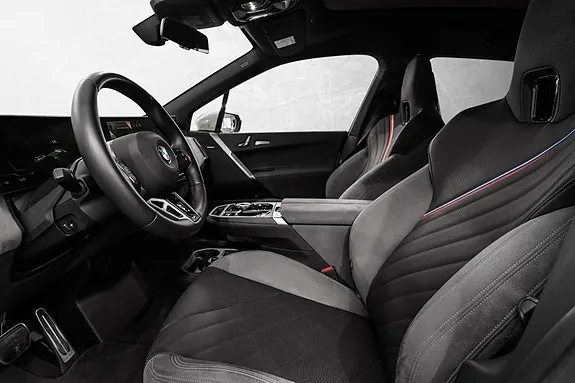 BMW Ix 2026 photo 2