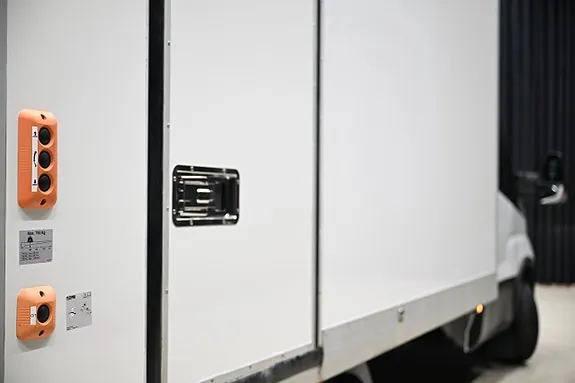 Iveco Daily 2023 photo 4