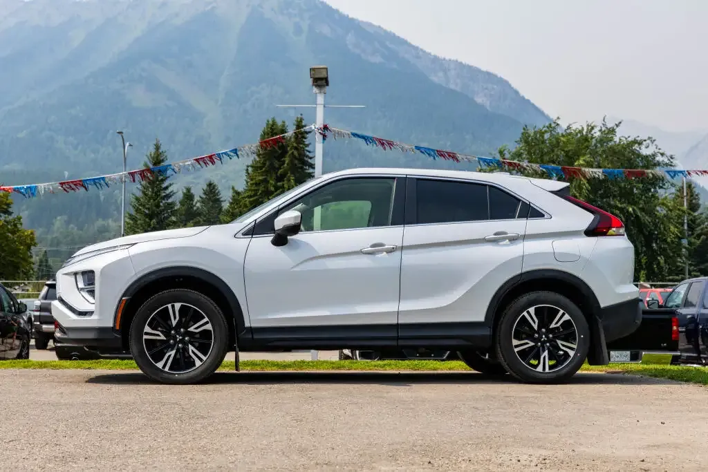 Mitsubishi Eclipse Cross 2024 photo 3