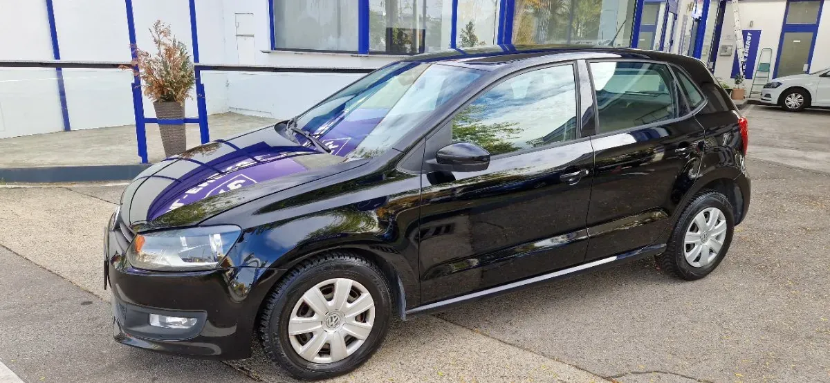 Volkswagen Polo 2011 photo 2