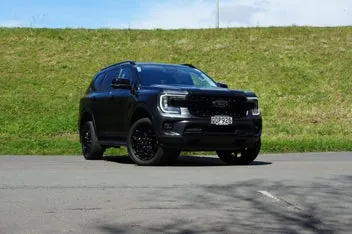 Ford Everest 2023 photo 2