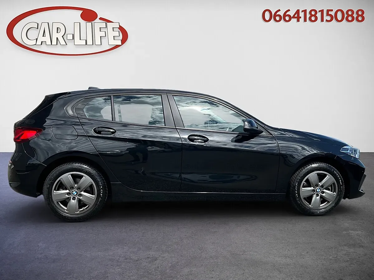 BMW 1 Series 2023 photo 3