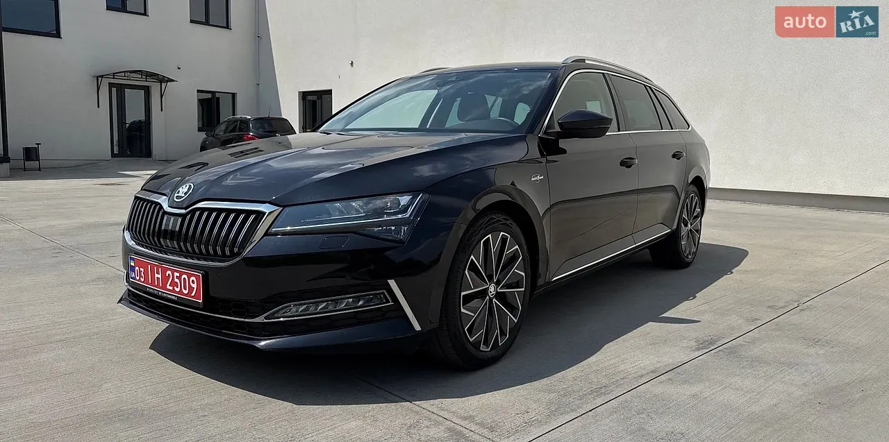 Skoda Superb 2022 photo 4