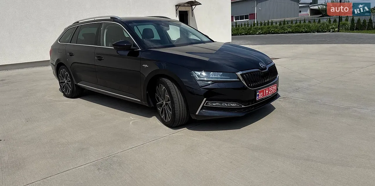 Skoda Superb 2022 photo 5
