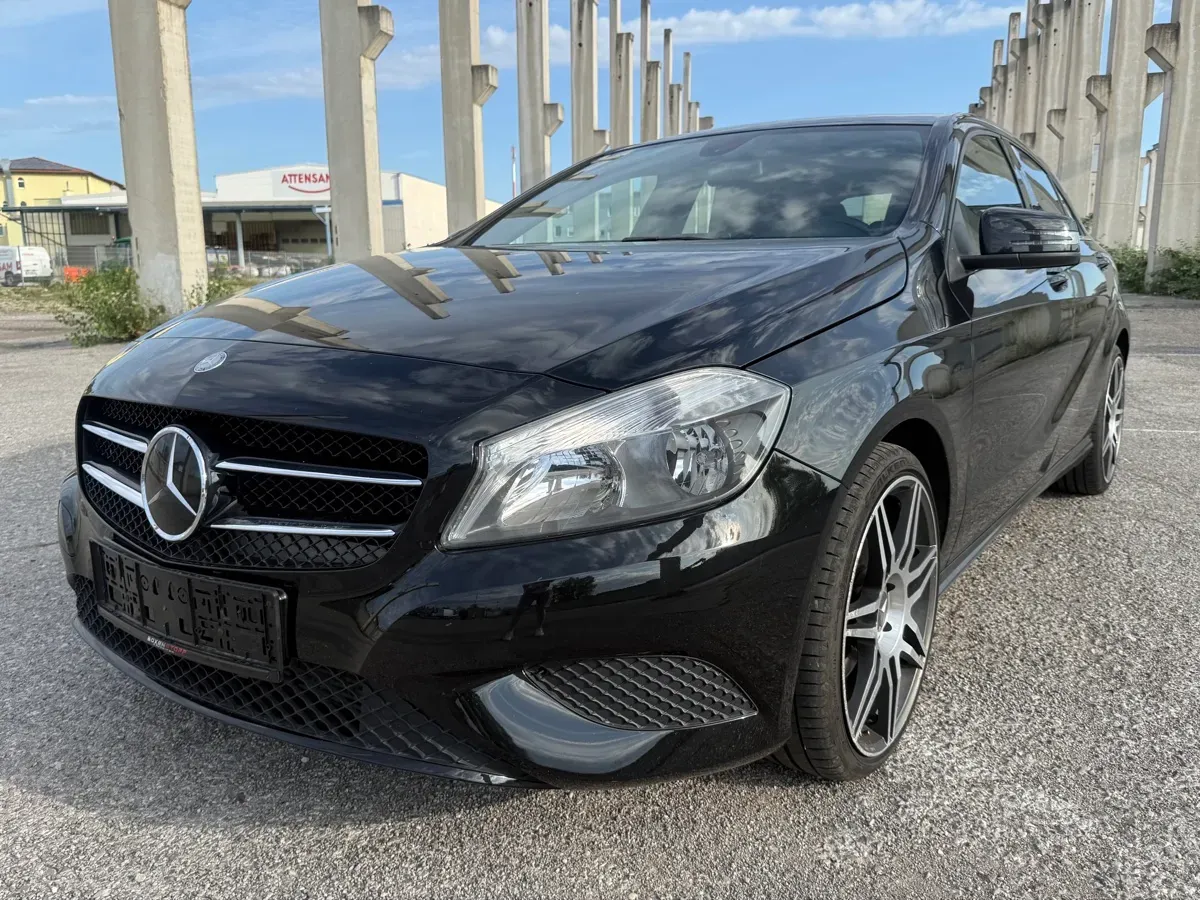 Mercedes-Benz A-Class 2013 photo 2