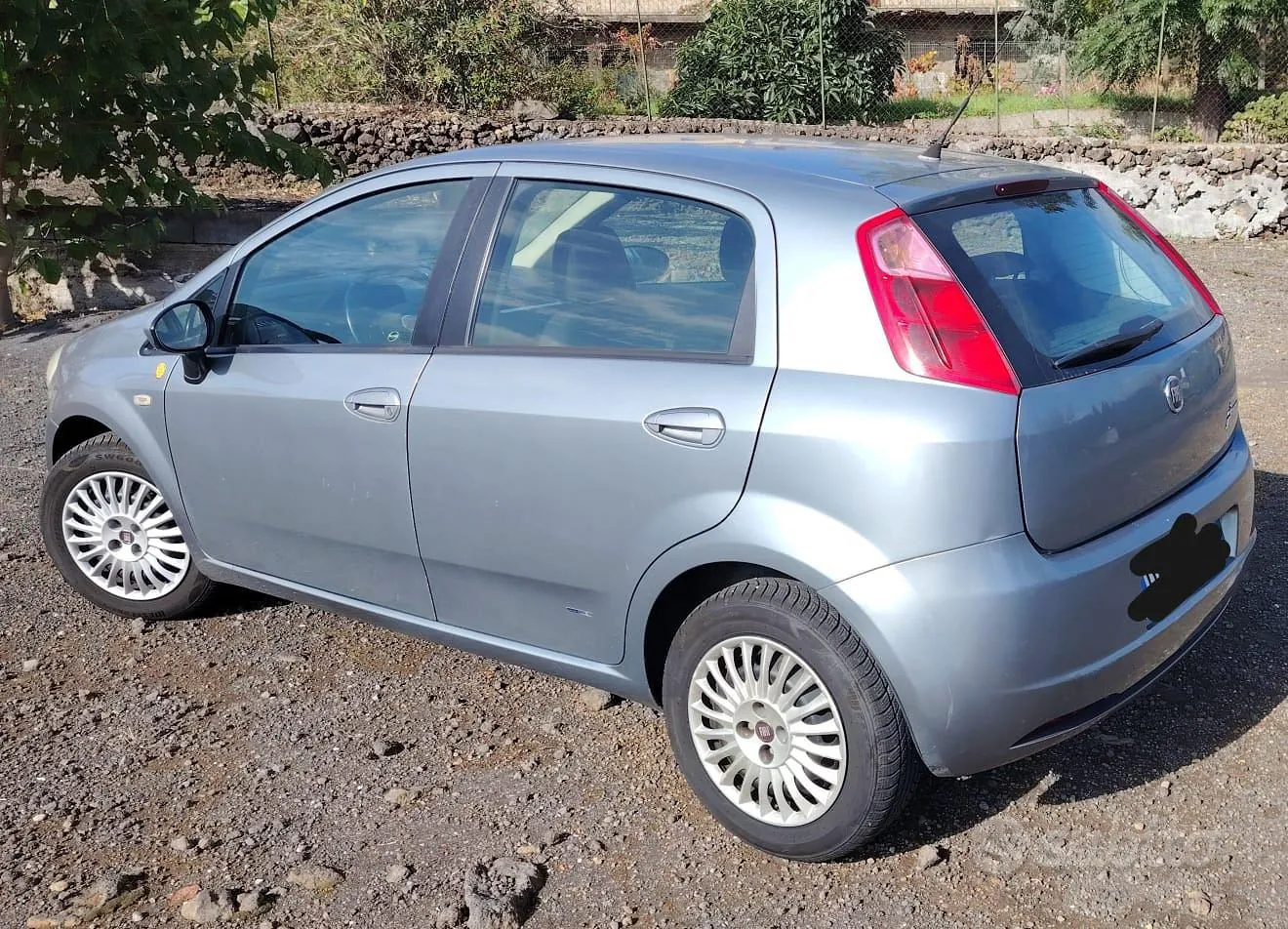 Fiat Grande Punto 2008 photo 2