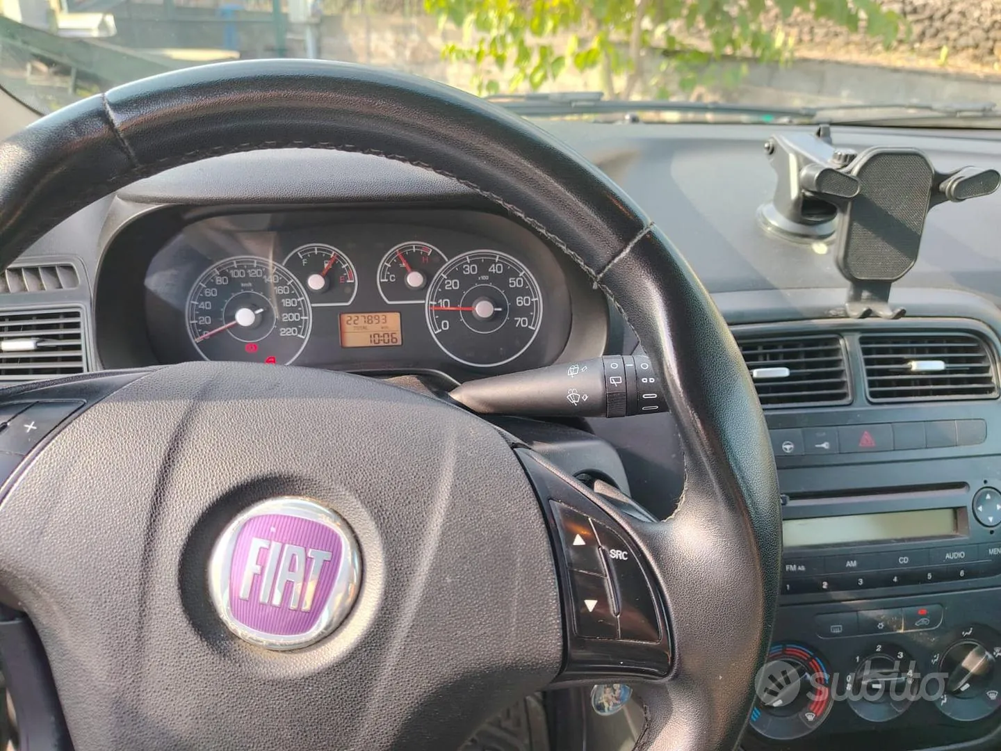 Fiat Grande Punto 2008 photo 4