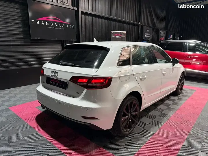 Audi A3 2017 photo 3