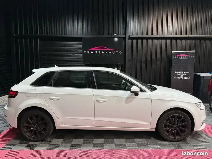 Audi A3 2017 photo 2