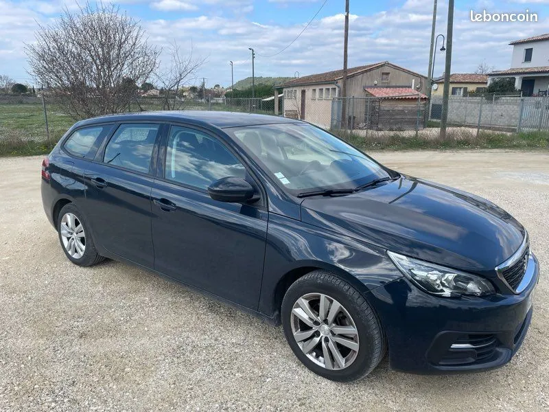 Peugeot 308 2018 photo 2
