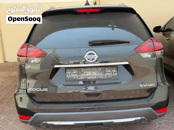 Nissan Rogue 2018 photo 2