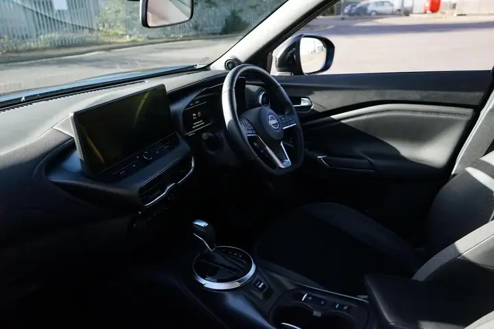 Nissan Juke 2025 photo 2