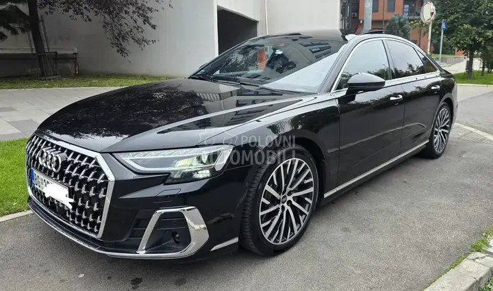 Audi A8 2022 photo 2