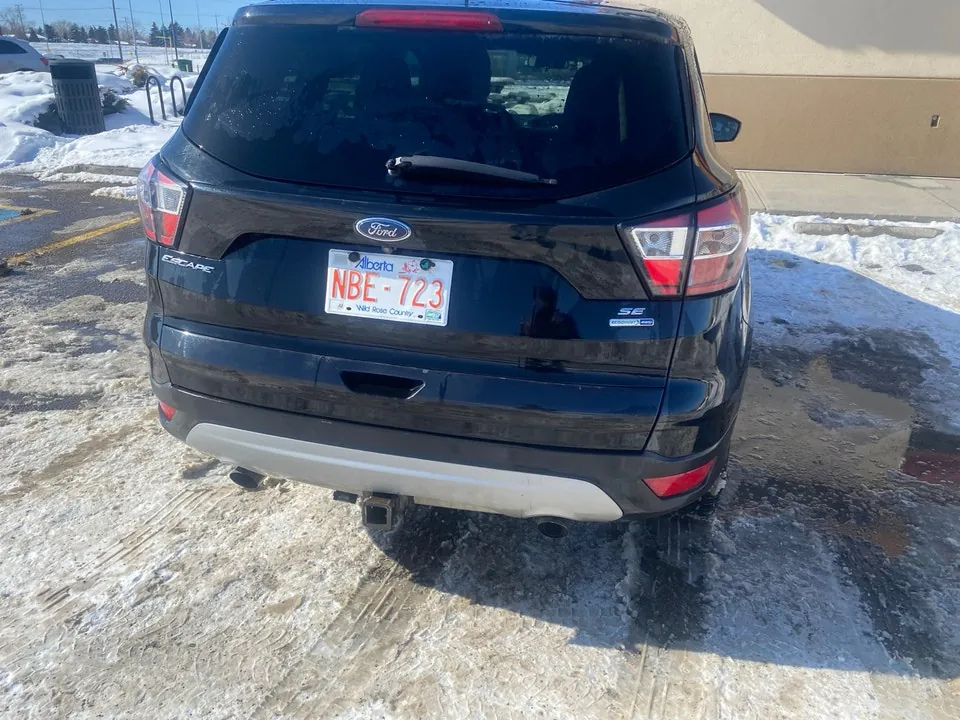 Ford Escape 2017 photo 2