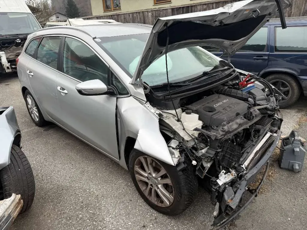Kia Ceed 2015 photo 3