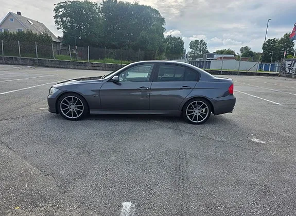 BMW 316I 2008 photo 2