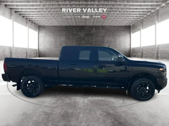 Ram 2500 2025 photo 2
