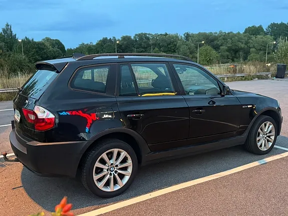 BMW X3 2005 photo 2