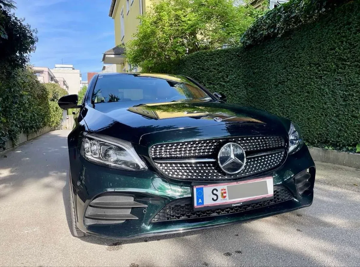 Mercedes-Benz C-Class 2019 photo 3