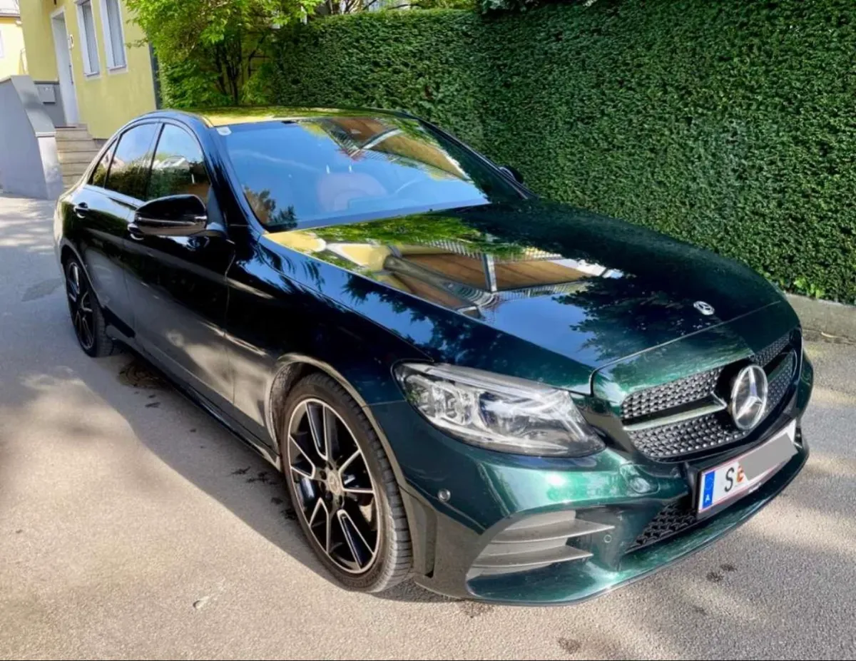 Mercedes-Benz C-Class 2019 photo 2
