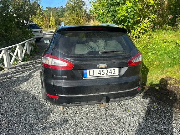 Ford Mondeo 2011 photo 2
