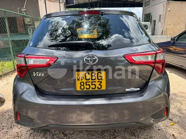 Toyota Vitz 2018 photo 3