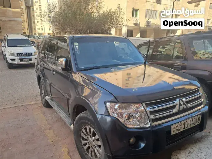 Mitsubishi Pajero 2013 photo 4