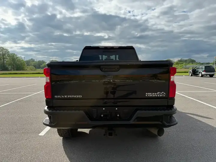 Chevrolet Silverado 2500 2020 photo 3
