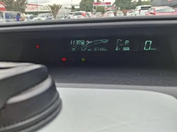 Toyota Aqua 2012 photo 2