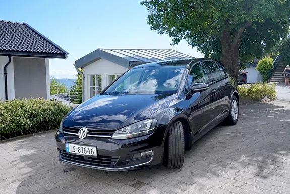Volkswagen Golf 2014 photo 2