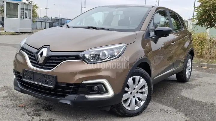 Renault Captur 2018 photo 2