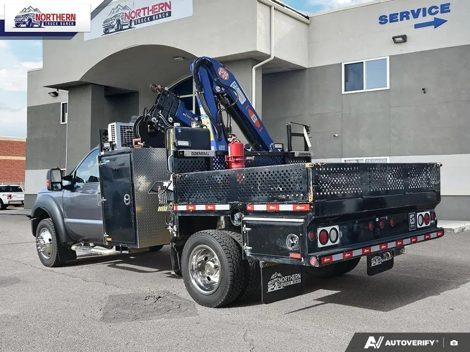 Ford F-550 2012 photo 4