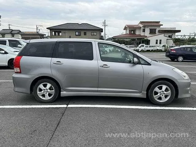 Toyota Wish 2007 photo 5