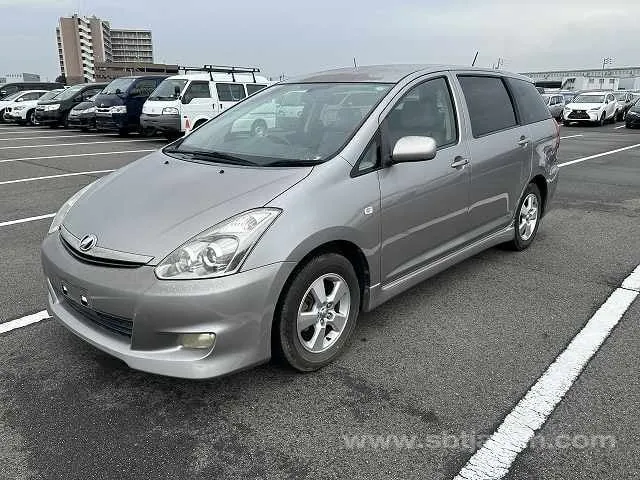 Toyota Wish 2007 photo 2