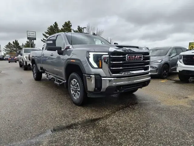 GMC Sierra 3500Hd 2026 photo 3