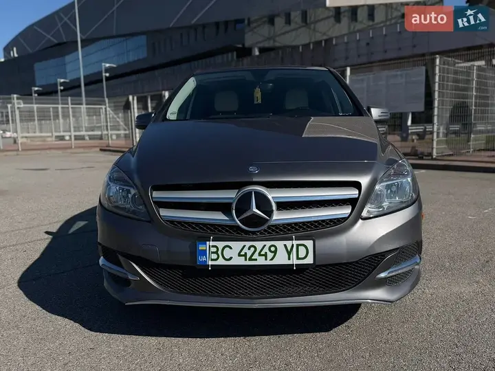 Mercedes-Benz B-Class 2014 photo 5