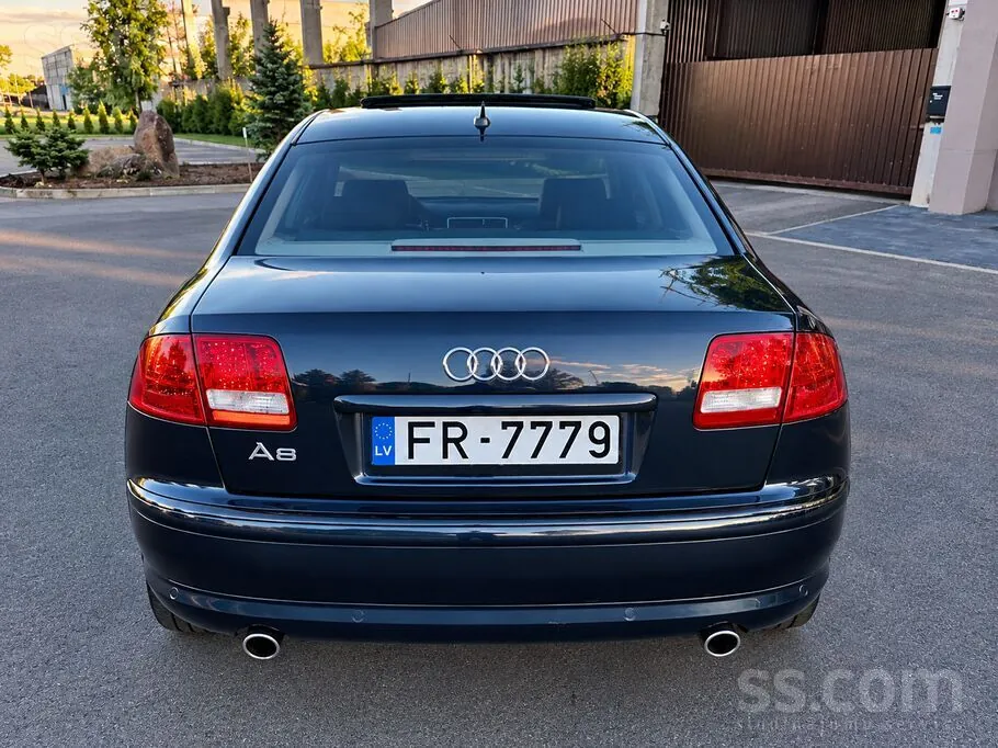 Audi A8 2005 photo 5