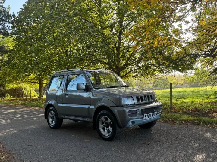 Suzuki Jimny 2008 photo 2