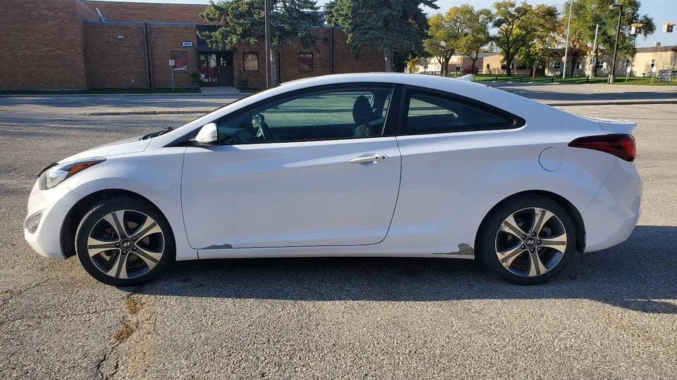 Hyundai Elantra 2014 photo 4