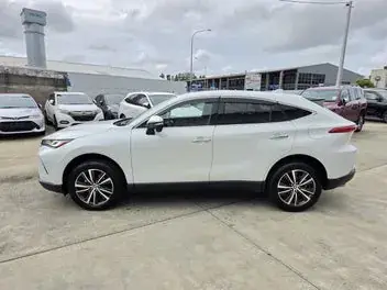 Toyota Harrier 2023 photo 3