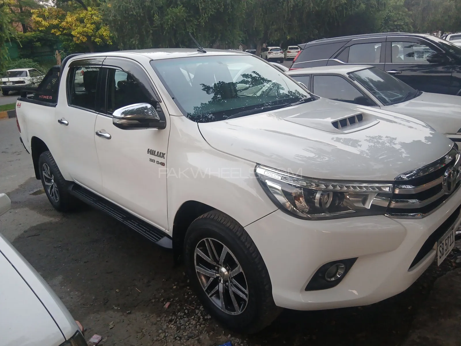 Toyota Hilux